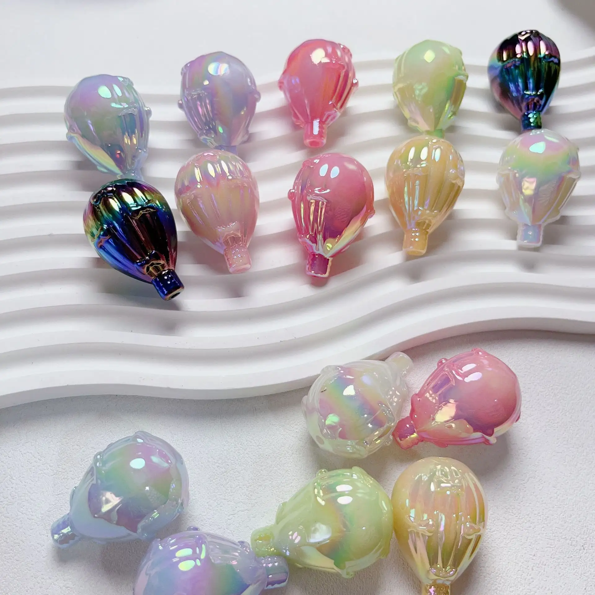 UV-beschichteter solider Farb-Hochluftballon handbemaltes Boden-Embryo DIY-Acrylperlen für Handy-Kette als Zubehör