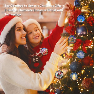 Badge LED animé Beambox Nikko avec cadre photo mobile et épingles pour chapeaux et sacs à dos – Accessoire LED mignon pour fans d'anime - Product Image 6