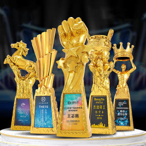 カスタムメタルクラフトレジントロフィーメーカーカスタムレジンスポーツトロフィー彫刻レジントロフィーと彫像 - Product Image 2