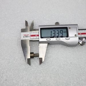 Bullone rotondo ad alta temperatura/resistenza termica nucleare serie <span class=keywords><strong>TaW</strong></span> lega Ta per applicazioni di elettrodi di impianto medico - Product Image 1