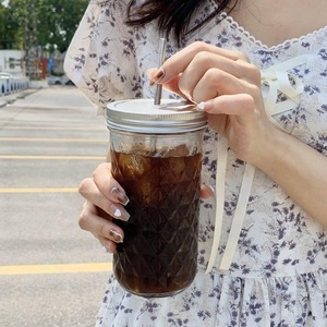 Venta al por Mayor de Frascos de Vidrio <span class=keywords><strong>Mason</strong></span> con Relieve, con Tapa y Pajita, Logotipo Personalizado, Frascos Redondos de Vidrio Borosilicato para Agua - Product Image 4