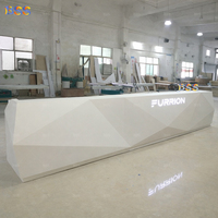 Idées de comptoirs de réception modernes pour bureaux, vente en gros de longs bureaux de réception pour 4 ordinateurs, comptoirs personnalisés en Corian blanc