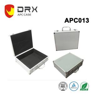 APC013 2026 Nouvelle conception, taille personnalisée, boîte à outils professionnelle en aluminium pour barbier avec insert en mousse - Product Image 5