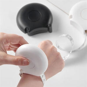 Metro a Nastro Portatile Retrattile a Tre Circonferenze da 2M con Spedizione Rapida per Sartoria - Product Image 5