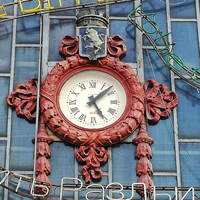Reloj de Torre Eléctrico Hecho en Italia con Diseño Tradicional de Agujas, para Fachadas de Edificios, Torres de Reloj y Ayuntamientos