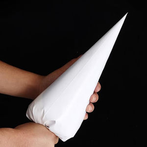 Atacadista boa qualidade cimento plástico ponta saco argamassa descartável com novo design - Product Image 6