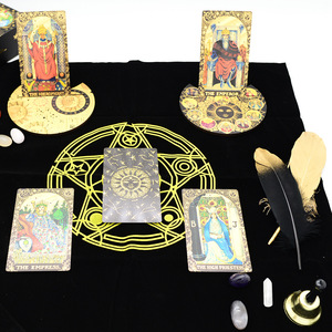 Nouvel ensemble de cartes de tarot en PVC avec tapis d'autel, sac de rangement, guide et jeu de table en plastique imperméable pour la vente en gros - Product Image 4