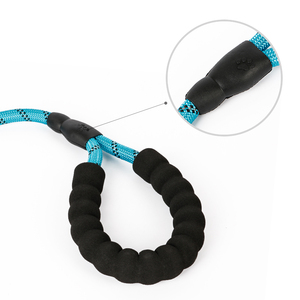 Cuerda de escalada de nailon trenzado con estampado reflectante para perros con decoración de encaje, Collar para paseos de entrenamiento, suministros promocionales para mascotas - Product Image 3