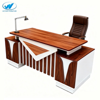 Bureau de direction en bois de luxe au design moderne pour PDG pour immeuble de bureaux ou hôtel