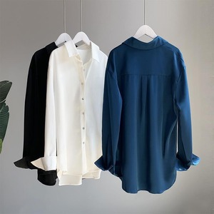 Blus Satin Wanita Musim Semi dan Gugur, Model Longgar Retro Gaya Hong Kong, Fashion Terbaru 2025, Lengan Panjang - Product Image 3