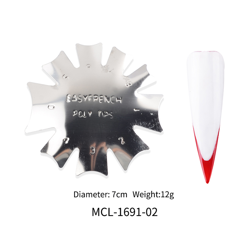 Corte de sonrisa de uñas francés fácil