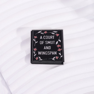 Broche <span class=keywords><strong>de</strong></span> letra inglesa con flor <span class=keywords><strong>de</strong></span> <span class=keywords><strong>cuento</strong></span> <span class=keywords><strong>de</strong></span> hadas, diseño <span class=keywords><strong>de</strong></span> libro, insignia <span class=keywords><strong>de</strong></span> aleación <span class=keywords><strong>de</strong></span> dibujos animados, accesorio, chaqueta, mochila, hebilla decorativa - Product Image 3