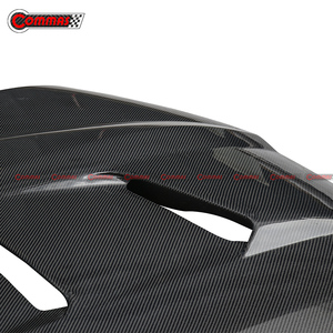 Capot moteur de voiture en fibre de carbone style MSY pour Lamborghini URUS - Product Image 4