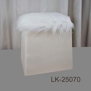สตูลไม้สีขาว ไวท์ ฟูฟี่ (LK-25070) - Product Image 1