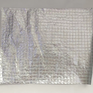 Membrana de Control de Vapor y Reflectante de Calor de 90 g/m² Hecha de Lámina de Aluminio, Malla de PE y Película de PE - Product Image 1