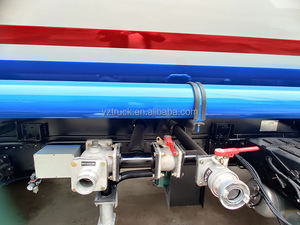 Carro de riego Dongfeng en Popular DFCV 4X2 180HP Cami n <span class=keywords><strong>cisterna</strong></span> de <span class=keywords><strong>agua</strong></span> de 9100 litros a la venta - Product Image 3