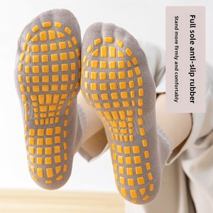 Fabricant de <span class=keywords><strong>chaussettes</strong></span> de sol en spandex antibactérien antidérapant/polyester vente en gros - Product Image 3