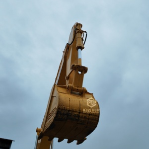 Excavadora Komatsu PC400-8 Usada, 40 Toneladas, Maquinaria Pesada para Movimiento de Tierras en Canteras, Buen Estado de Funcionamiento, Lista para Enviar, en Stock - Product Image 2
