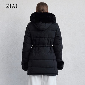 Veste matelassée courte noire brillante et chaude pour <span class=keywords><strong>femme</strong></span> avec grande capuche en fourrure – <span class=keywords><strong>Manteau</strong></span> d'hiver <span class=keywords><strong>matelassé</strong></span> pour <span class=keywords><strong>femme</strong></span> - Product Image 3