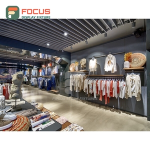 Servicio de Instalación de Estanterías Metálicas con Recubrimiento en Polvo para Interiores de Tiendas Industriales y Tiendas de Moda - Product Image 2