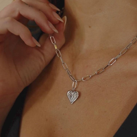 Collier personnalisé en acier inoxydable plaqué or 18 carats avec chaîne trombone et pendentif cœur superposé, bijou rétro à double cœur