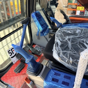 Excavatrice sur chenilles Doosan DX300LCA 30t d'occasion avec boîte de vitesses en stock, prix avantageux, durable, robuste, économe en carburant, puissante, en vente - Product Image 6