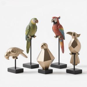 Estatuilla y estatua de resina de loro <span class=keywords><strong>tropical</strong></span>-7 "colores vibrantes, detalles pintados a mano, 500 piezas MOQ, solo personalizado - Product Image 2