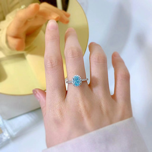 Nuovo <span class=keywords><strong>Anello</strong></span> in Argento S925 <span class=keywords><strong>con</strong></span> <span class=keywords><strong>Diamante</strong></span> ad Alto Contenuto di Carbonio <span class=keywords><strong>da</strong></span> <span class=keywords><strong>1</strong></span> <span class=keywords><strong>Carato</strong></span>, Zircone Ovale Acquamarina 6x8 Radiante per Donne - Product Image 5