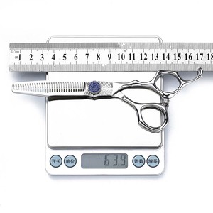 Professional Hairdressing Thinning Shears 6 Inch Stainless Steel Sharp Blade Long Handle For Salon Use - Product Image 2