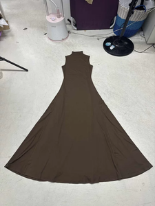 Robe maxi sans manches à col roulé de couleur unie, cintrée à la taille, extensible, style décontracté, élégante, polyvalente, confortable pour tous les jours - Product Image 6