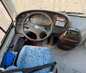Autobús <span class=keywords><strong>de</strong></span> Lujo HIGER Usado, 45 Asientos, Volante a la Izquierda, Transmisión Automática Eléctrica, Emisión Euro 3, en Venta - Product Image 6