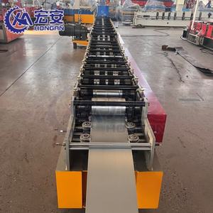 Machine de formage à froid pour rail de porte à enroulement, machine de formage servo-hydraulique pour rail de guidage de porte à enroulement - Product Image 2