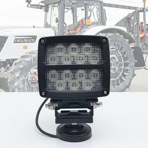 Lumière de travail robuste pour tracteur <span class=keywords><strong>LED</strong></span> de style nordique 70W super lumineuse pour machines agricoles 5000lm EMC R10 haute puissance 12V 38V - Product Image 1