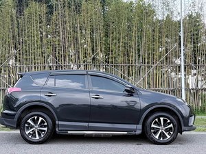 Toyota RAV4 <span class=keywords><strong>2018</strong></span>, SUV Compacto, Bajo Consumo, <span class=keywords><strong>4x4</strong></span>, <span class=keywords><strong>Rav</strong></span> 4 Rongfang Rv4, Toyota RAV4 Híbrido Usado en Venta - Product Image 3