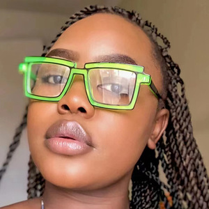 2024 Candy Color Tr90 Anti-Blue Light gafas ópticas <span class=keywords><strong>para</strong></span> <span class=keywords><strong>mujer</strong></span> <span class=keywords><strong>lentes</strong></span> grandes <span class=keywords><strong>de</strong></span> <span class=keywords><strong>moda</strong></span> marcos <span class=keywords><strong>de</strong></span> gafas personalizadas <span class=keywords><strong>2023</strong></span> - Product Image 4