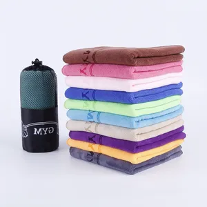Custom logo fitness Golf Quick Drying towel easy take travel towel Gym microfiber sport towel 400gsm