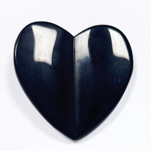 Outils de massage facial en obsidienne noire en forme de cœur - Product Image 1