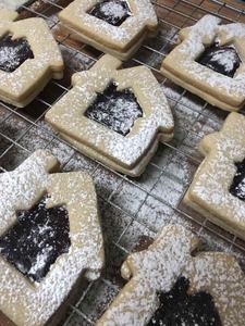 Lot de 10 <span class=keywords><strong>emporte</strong></span>-pièces maison de Noël, moules à biscuits pour décorations de fête de Noël, outils de pâtisserie DIY - Product Image 5