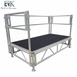 เวทีกลางแจ้งแบบพกพา โครงไม้สี่เหลี่ยมแบบยืดหดได้ สำหรับงานเทศกาลขนาดใหญ่ - Product Image 1