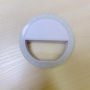 Clip <span class=keywords><strong>de</strong></span> conception <span class=keywords><strong>de</strong></span> batterie personnalisée <span class=keywords><strong>sur</strong></span> anneau <span class=keywords><strong>de</strong></span> selfie avec 36 LED pour téléphone intelligent - Product Image 4