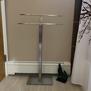 Portasciugamani autoportante a forma di T portasciugamani portasciugamani in acciaio inossidabile per <span class=keywords><strong>bagno</strong></span> - Product Image 2