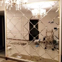 Miroir mural décoratif en verre mosaïque biseauté en forme de diamant, vente en gros d'usine à prix abordable