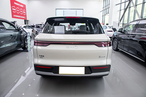 Nuevo BYD Song Pro DM-i 2026, SUV Híbrido Enchufable de 5 Plazas, 220 KM de Autonomía, Vehículo Eléctrico Familiar de Alta Eficiencia - Product Image 5