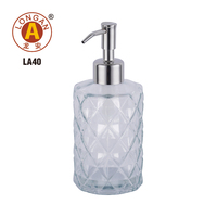Flacon distributeur de savon en verre borosilicate de 350 ml (12 oz) avec pompe à lotion, design facetté pour salle de bain d'hôtel moderne