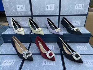 Moda Yüksek Topuklu Kadın Ayakkabıları Yüksek Kaliteli Fiyonklu İncili Düğün Ayakkabıları Karışık Toptan Satış - Product Image 2