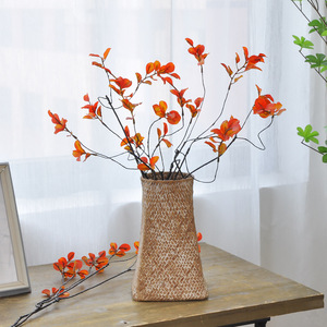B1218 Foglie di Acero Rosse Artificiali in Seta, Disponibili in Tre Lunghezze, Decorazione per la Casa, Nuova Collezione - Product Image 1