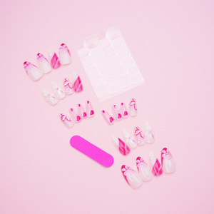 <span class=keywords><strong>Faux</strong></span> <span class=keywords><strong>ongles</strong></span> en <span class=keywords><strong>gel</strong></span> 3D en forme d'amande, style français rose, motif étoile de mer et fleur, avec boule dorée en ABS, couvrance totale, colle amovible – Meilleures ventes - Product Image 5