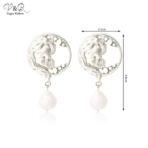 V & R regalo plata <span class=keywords><strong>de</strong></span> la placa <span class=keywords><strong>de</strong></span> oro figura cara aros pendientes <span class=keywords><strong>de</strong></span> perlas <span class=keywords><strong>de</strong></span> agua dulce pendientes <span class=keywords><strong>de</strong></span> gota para las mujeres - Product Image 4