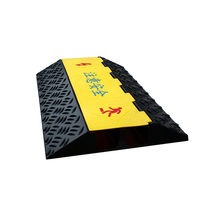 Protector de Cables de Goma Leahua Negro y Amarillo 900*600*100mm, Canal de 90x90mm, Reductor de Velocidad para Seguridad Vial