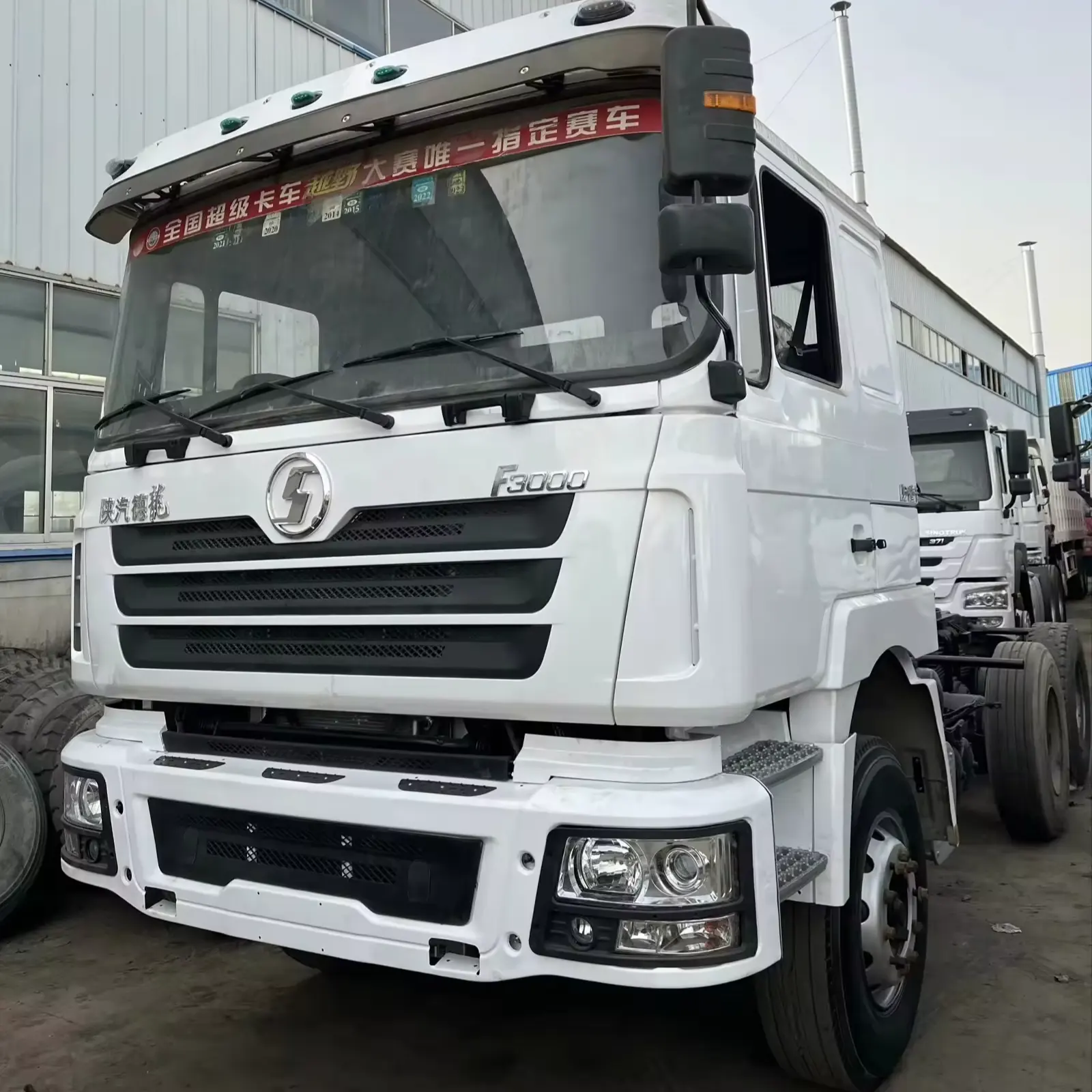 China Shacman X3000 Euro 2 Euro 3 Tractor Vrachtwagen Lage Prijs Te Koop Met Goede Kwaliteit
